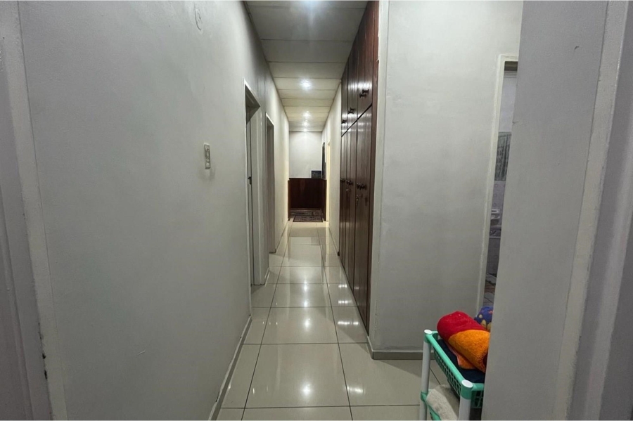 4 Bedroom Property for Sale in Newton Western Cape